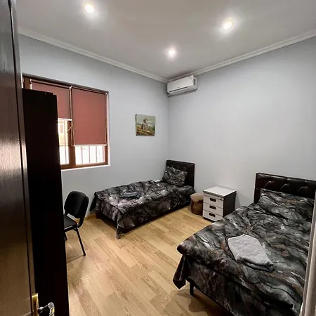 Komitas Avenue Guest House Yerevan Exterior photo