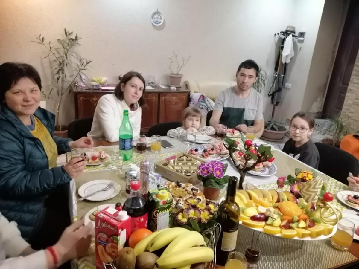 Komitas Avenue Гостевой дом Ереван