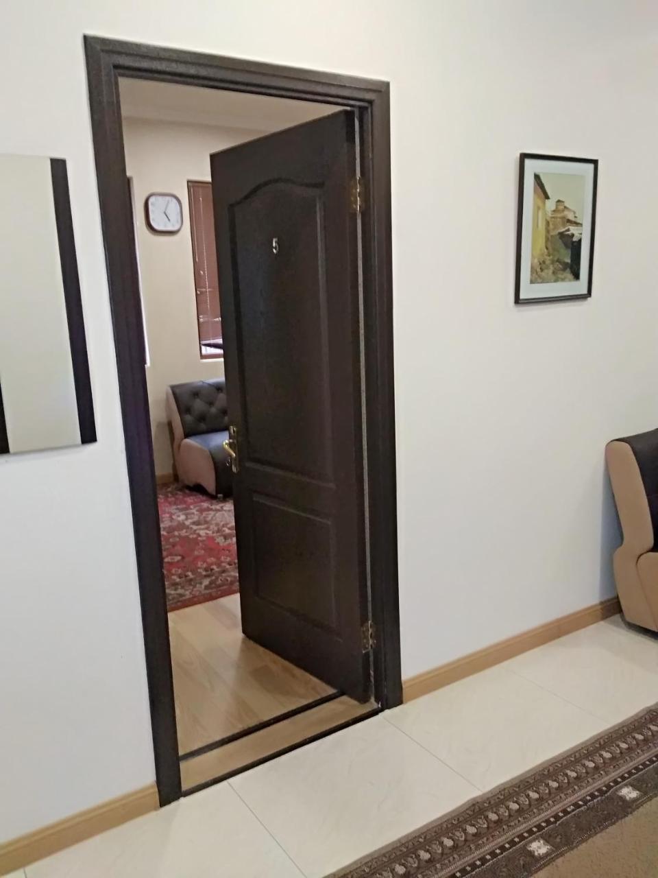 Komitas Avenue 3*